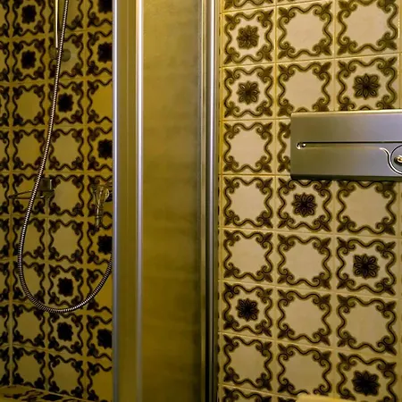 فندق Hotel-restaurant Bellevue فيلمز