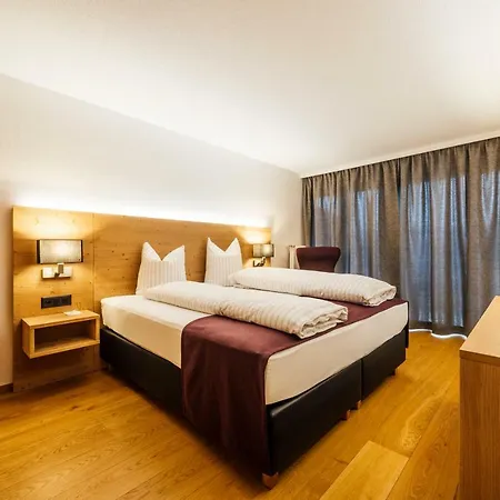 فندق Hotel-restaurant Bellevue 3*