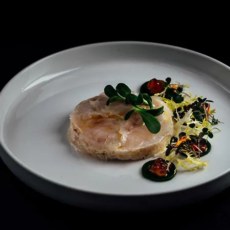 Hotel-restaurant Bellevue فندق فيلمز