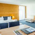 Hotel-restaurant Bellevue فندق فيلمز